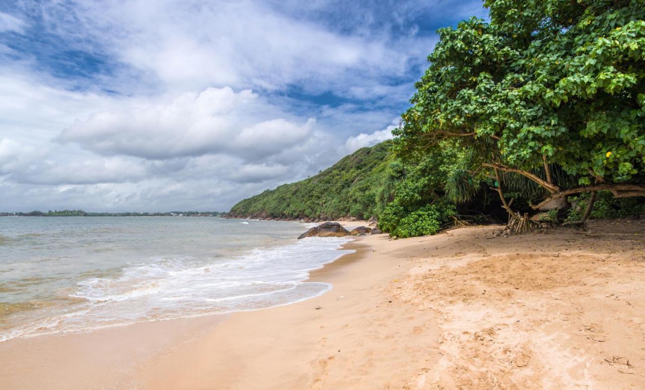 Blue Beach Galle Exterior foto